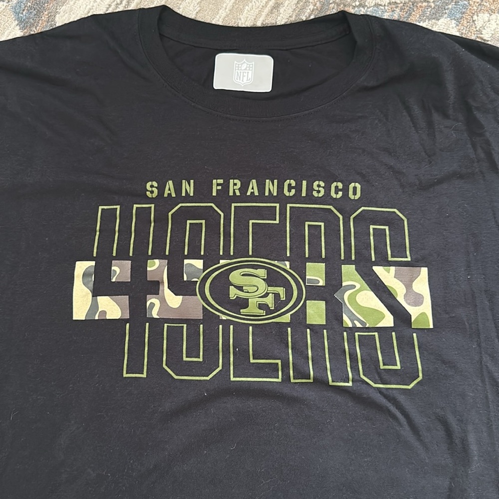 NWT • NFL • men’s SF niner long sleeve